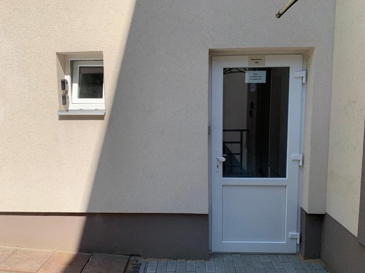 Vsemina Apartman Luzkovice Eksteriør billede